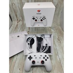 Google Stadia Premiere Edition Controller Chromecast Ultra Bundle White